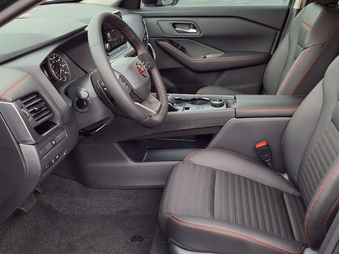 New 2026 Nissan Rogue SV AWD/4WD image 12