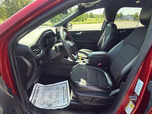 Used 2024 Ford Escape ST-Line w/ Tech Pack #1 AWD/4WD image 25