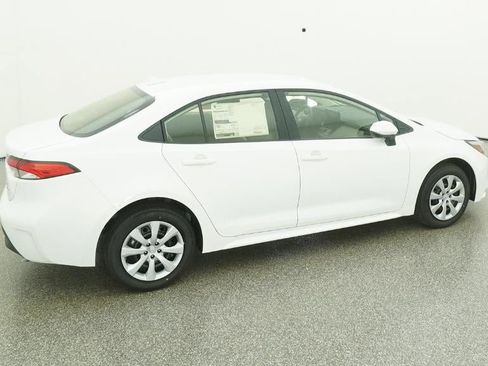 New 2026 Toyota Corolla LE image 10