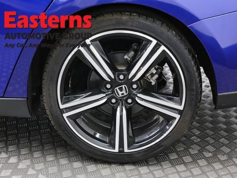 Used 2024 Honda Accord Sport image 32