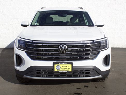 New 2026 Volkswagen Atlas SE image 2