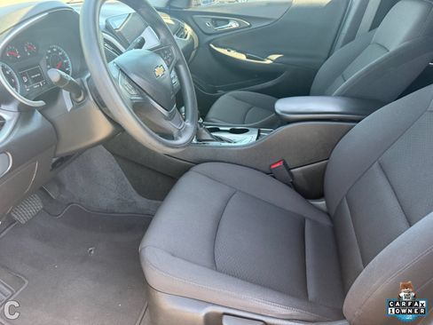 Certified 2022 Chevrolet Malibu LS FWD image 12