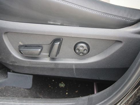 Used 2025 INFINITI QX55 Luxe w/ Accent Package image 14