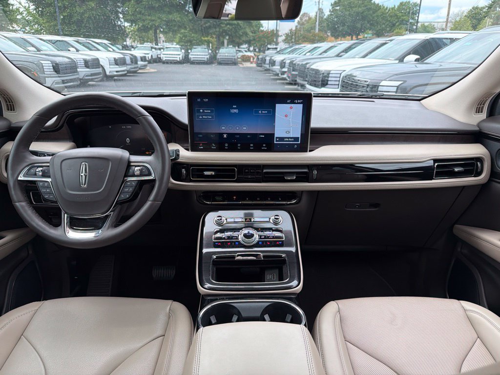 Used 2022 Lincoln Nautilus Reserve w/ Luxury Package FWD image 30
