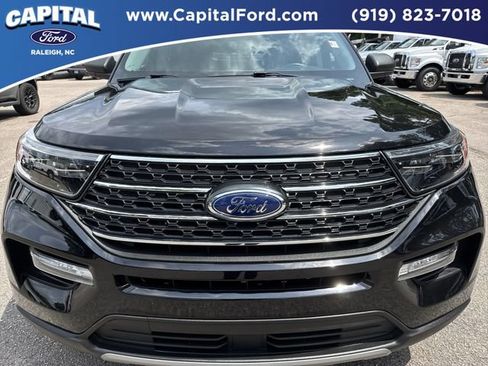 Certified 2023 Ford Explorer XLT w/ Equipment Group 202A AWD/4WD image 10