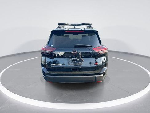 Certified 2025 Nissan Rogue SV image 7