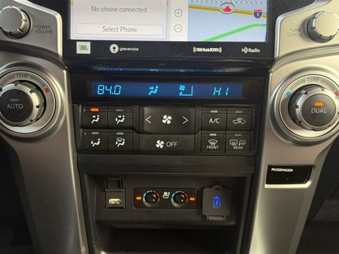 Used 2021 Toyota 4Runner Limited image 24