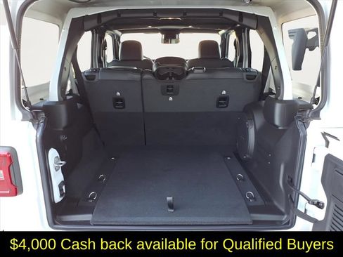 New 2026 Jeep Wrangler Unlimited Sahara AWD/4WD image 7