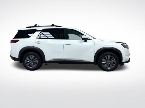 Used 2024 Nissan Pathfinder SV w/ Lighting Package (N92) AWD/4WD image 10