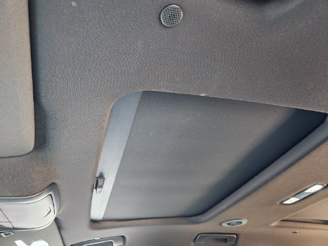 Used 2023 Buick Enclave Essence w/ Experience Buick Package FWD image 27