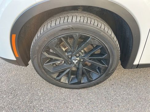 Used 2023 Mitsubishi Outlander SE Black Edition image 21