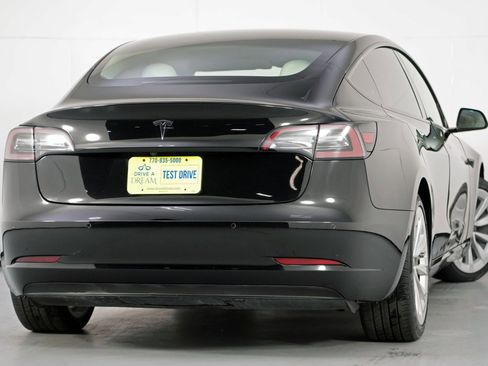 Used 2021 Tesla Model 3 Standard Range Plus image 5