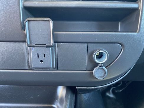 Used 2024 GMC Savana 2500 w/ Driver Convenience Package image 16