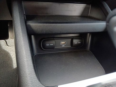 Used 2023 Kia Forte LXS image 19