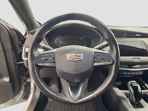 Certified 2023 Cadillac XT4 Premium Luxury w/ Cold Weather Package AWD/4WD image 10