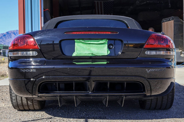 Used 2004 Dodge Viper SRT-10 RWD image 16
