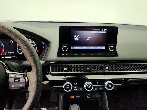 Used 2023 Honda Civic LX image 17