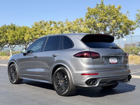 Used 2017 Porsche Cayenne GTS w/ Premium Plus Package AWD/4WD image 8