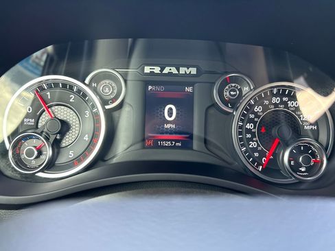 Used 2024 RAM 3500 Tradesman w/ Chrome Appearance Group image 11