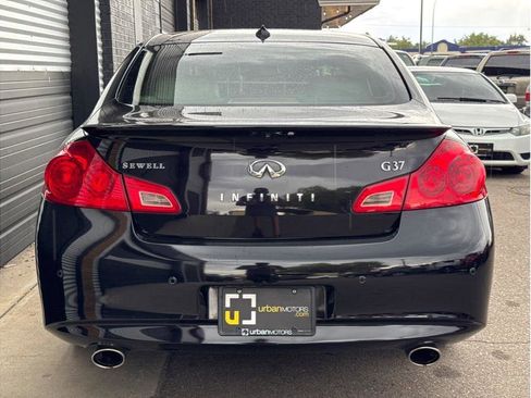 Used 2012 INFINITI G37 Journey w/ Premium Pkg image 9