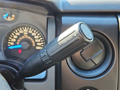 Used 2014 Ford F150 STX image 12