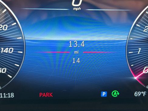 New 2025 Mercedes-Benz GLA 250 image 33