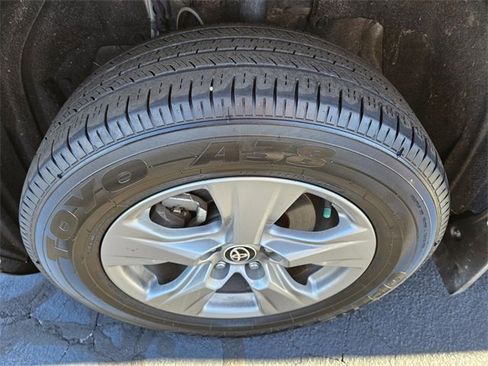 Used 2024 Toyota RAV4 XLE image 19