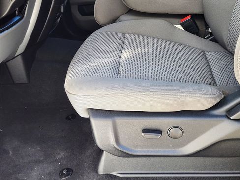 Used 2021 Ford F250 XLT w/ XLT Value Package image 8