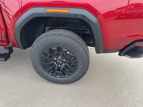 New 2026 GMC Canyon Elevation w/ Convenience Package image 15