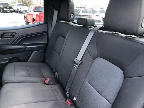 Used 2024 Chevrolet Colorado W/T image 11