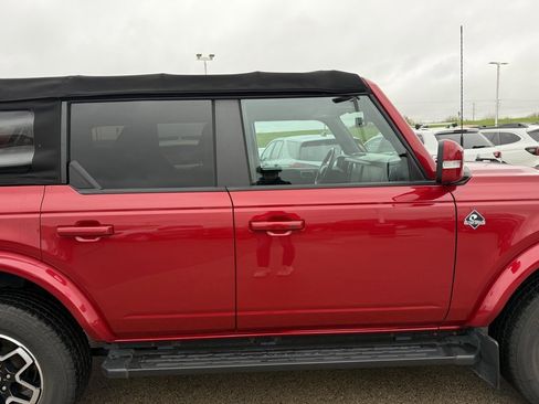 Used 2021 Ford Bronco Outer Banks image 28