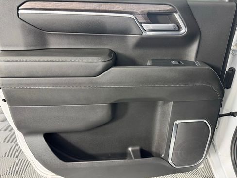 Used 2024 Chevrolet Silverado 1500 LTZ w/ LTZ Convenience Package II image 18