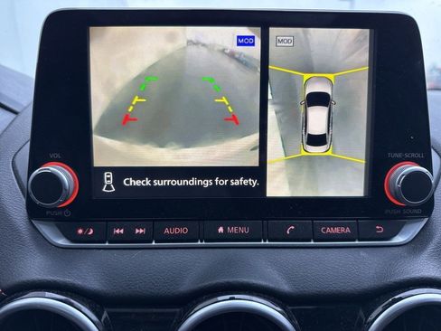 Used 2021 Nissan Sentra SR w/ SR Premium Package image 16