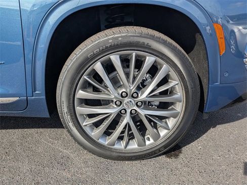 New 2026 Buick Enclave Avenir w/ Super Cruise Package image 11