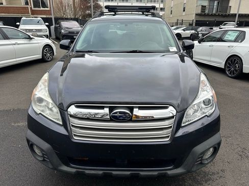 Used 2013 Subaru Outback 3.6R Limited image 2