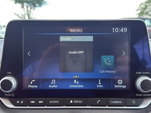 Used 2024 Nissan Sentra SV image 18