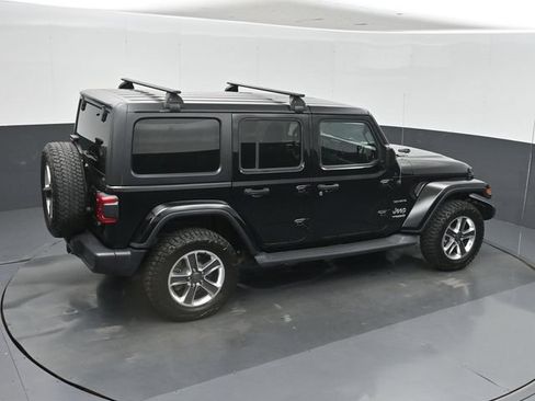 Used 2018 Jeep Wrangler Unlimited Sahara w/ Uconnect 4C Nav & Sound Group AWD/4WD image 42
