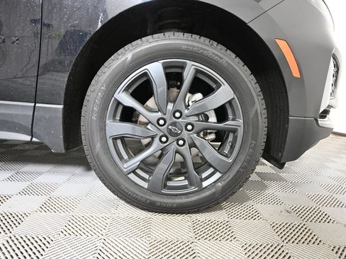 Used 2023 Chevrolet Equinox RS AWD/4WD image 11