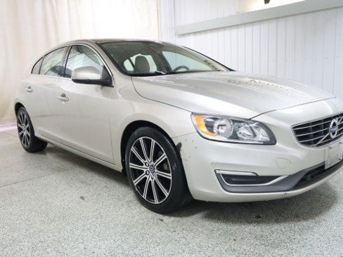 Used 2017 Volvo S60 T5 Inscription AWD/4WD image 5