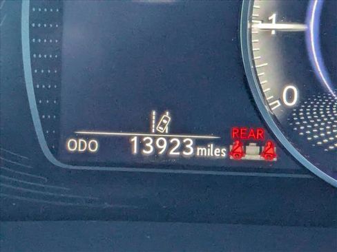 Used 2024 Lexus ES 350 w/ Premium Package image 6