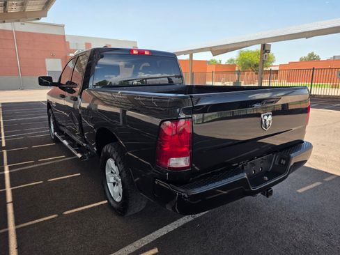 Used 2018 RAM 1500 Express RWD image 3