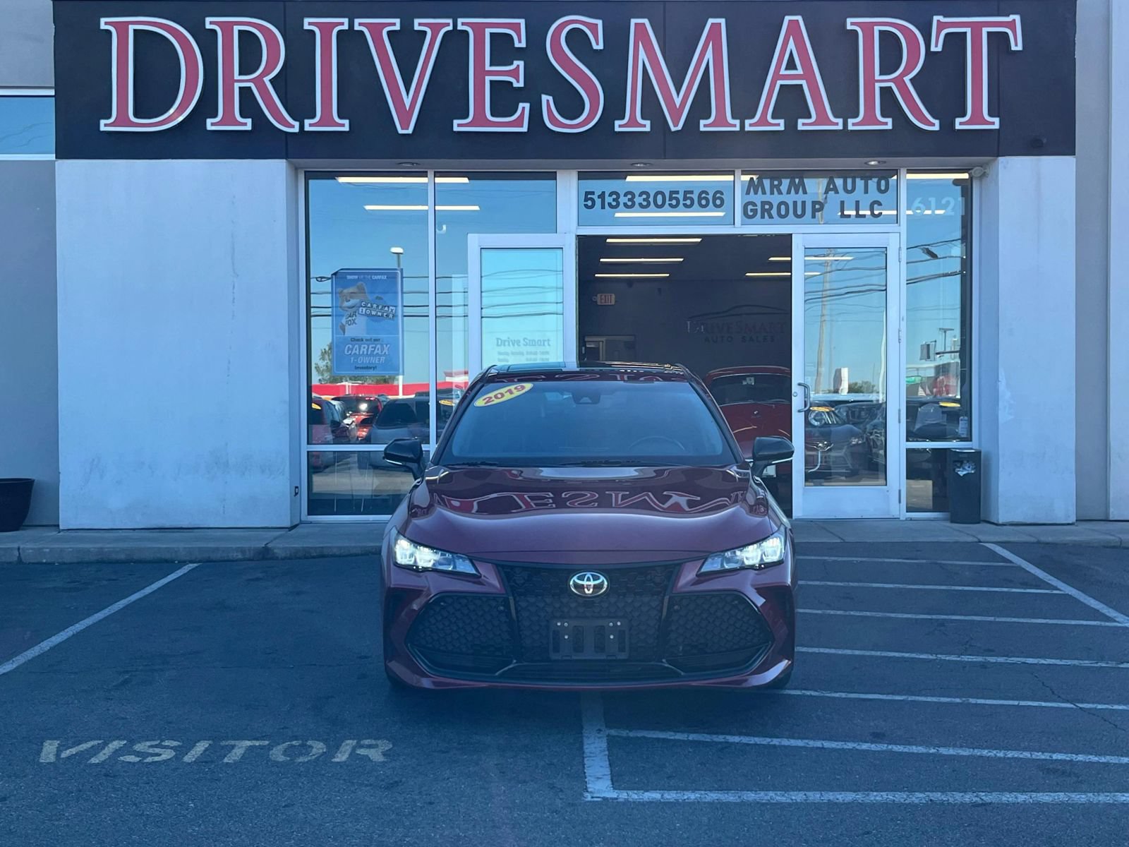 Used 2019 Toyota Avalon XSE FWD image 3