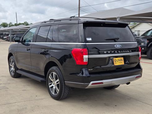 Used 2024 Ford Expedition XLT AWD/4WD image 5
