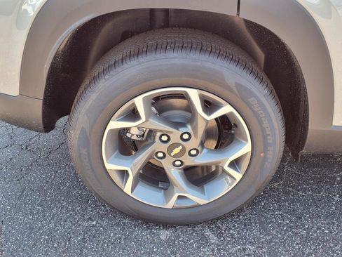 New 2025 Chevrolet Trax LT w/ Driver Confidence Package image 4