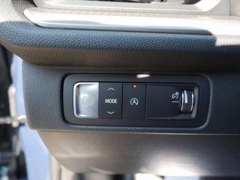 New 2026 Chevrolet Traverse LT w/ Enhanced Driving Package image 11