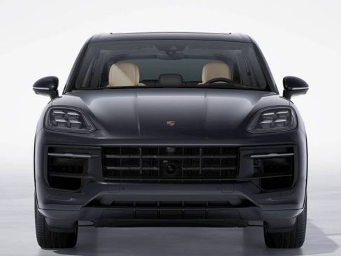 New 2026 Porsche Cayenne GTS AWD/4WD image 8