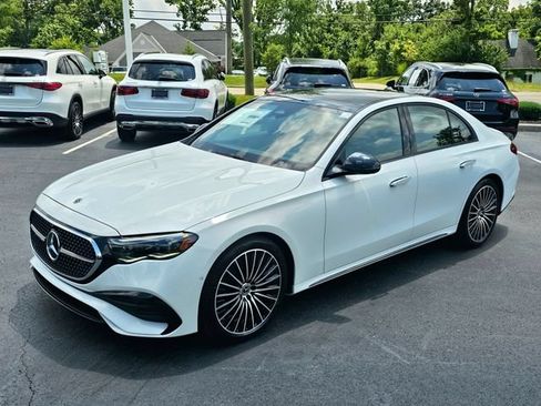 New 2026 Mercedes-Benz E 350 4MATIC Sedan image 3