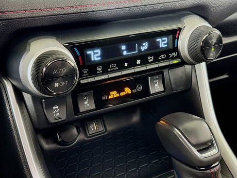 Used 2023 Toyota RAV4 SE w/ Weather & Moonroof Package AWD/4WD image 16