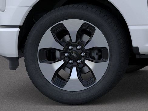 New 2025 Ford F150 Lightning Platinum AWD/4WD image 19