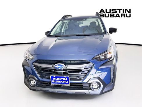 Certified 2025 Subaru Outback Premium image 3